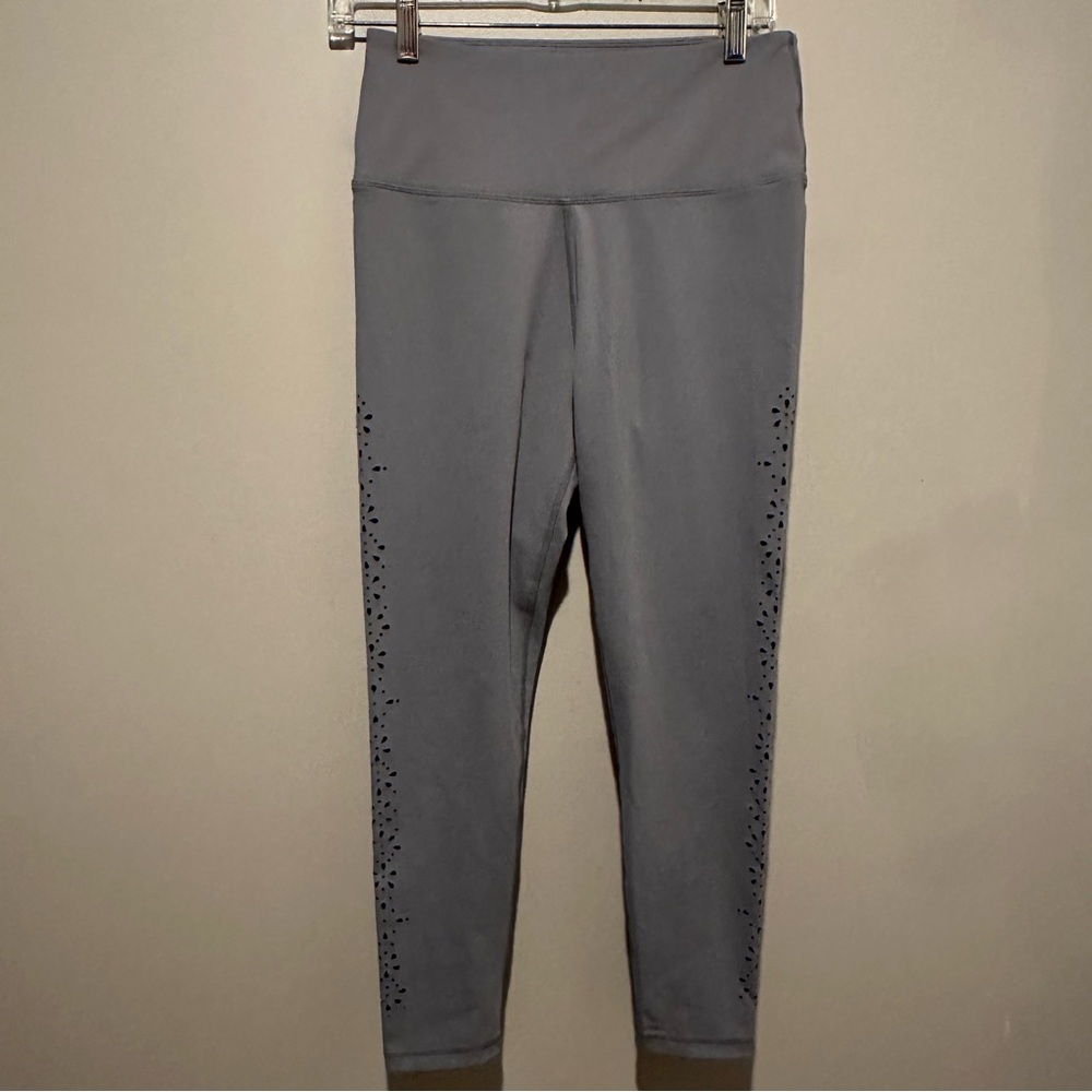Cut the Frills Leggings Women's Medium Gray Cutouts Down Leg Activewear Gym